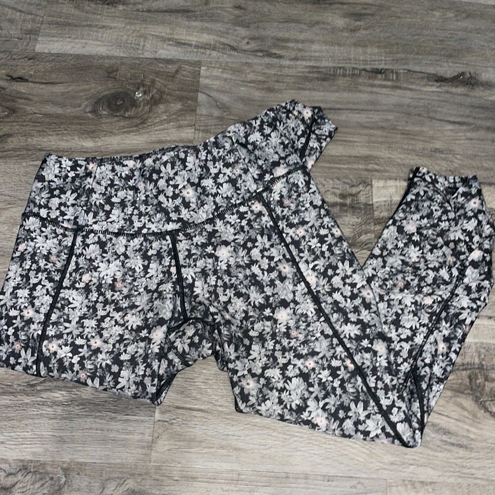 Calia by Carrie cropped leggings